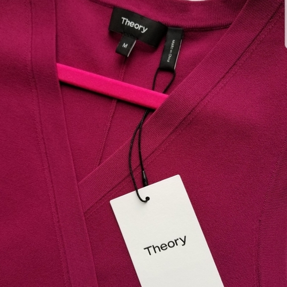 THEORY Maroon Sleeveless Knit Top - Picture 4 of 6